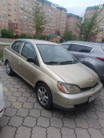 Toyota Echo 1.5 AT