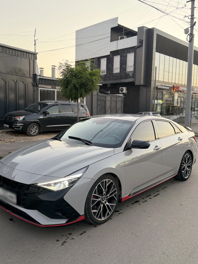 Hyundai Avante N VII 2.0 AMT