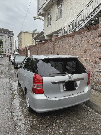 Toyota Wish I 2.0 CVT