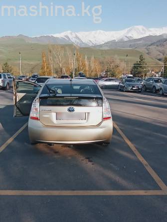 Toyota Prius III (XW30) 1.8hyb AT