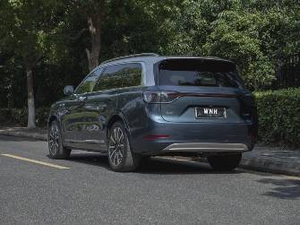 Aito M9 1.5hyb AT 4WD