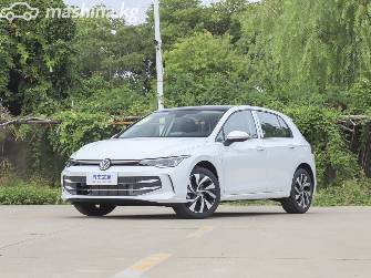 Volkswagen Golf VIII Рестайлинг 1.5 MT