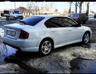 Subaru Legacy IV 2.5 AT 4WD