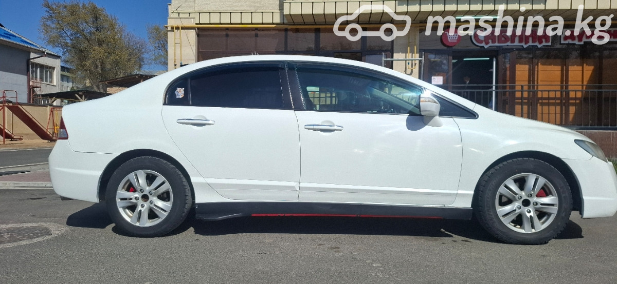 Honda Civic VIII 1.8 AT