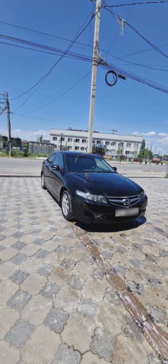 Honda Accord VII Рестайлинг 2.0 AT