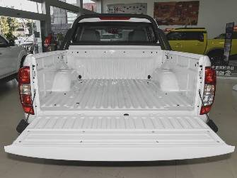 Dongfeng Rich II 2.4 MT 4WD