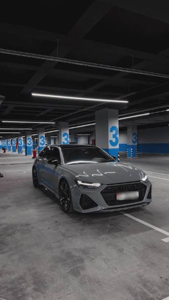 Audi RS 6 IV (C8) 4.0 AT 4WD