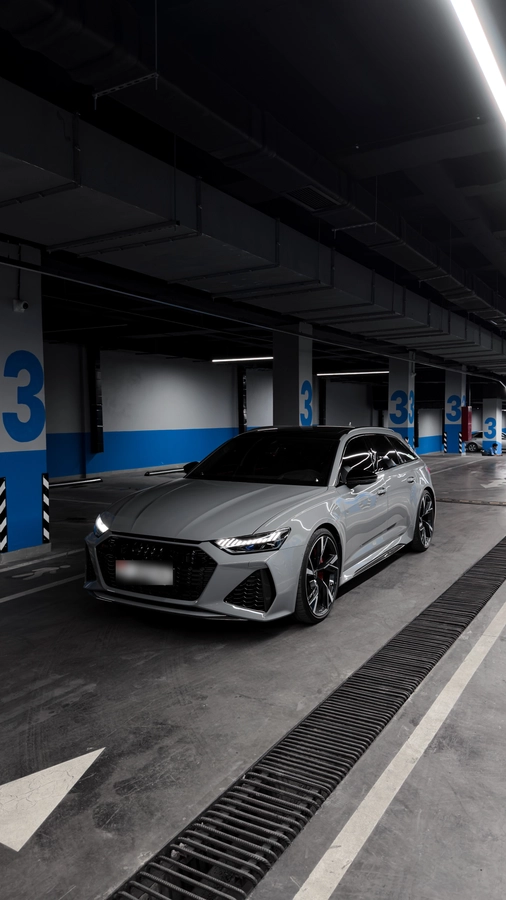 Audi RS 6 IV (C8) 4.0 AT 4WD