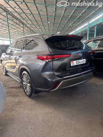 Toyota Highlander IV (U70) 2.5hyb AT 4WD