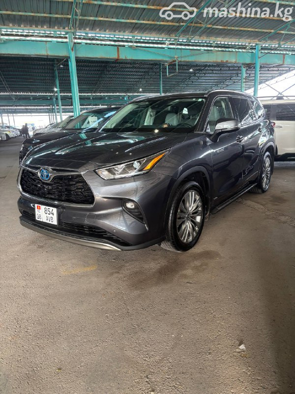 Открыть фото Toyota Highlander IV (U70) 2.5hyb AT 4WD