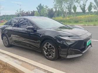 Toyota bZ3 Electro AT