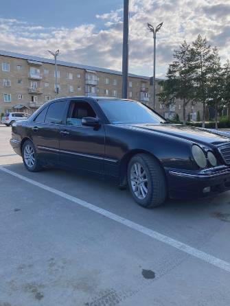 Mercedes-Benz E-Класс II (W210, S210) Рестайлинг 320 3.2 AT