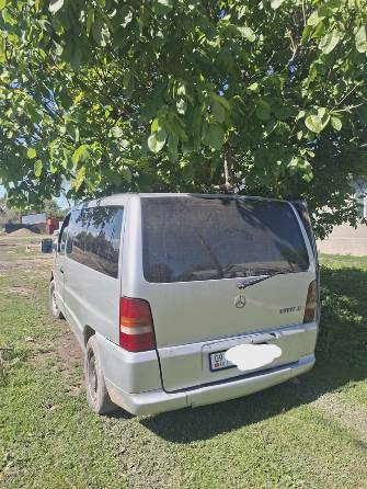 Mercedes-Benz Vito I (W638) 108 CDI 2.3d MT