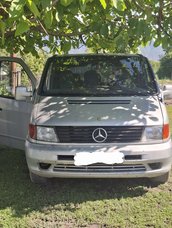 Mercedes-Benz Vito I (W638) 108 CDI 2.3d MT
