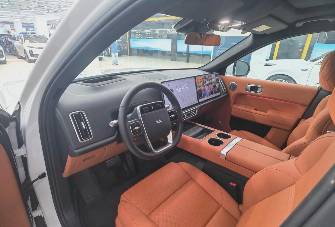 LiXiang L8 Рестайлинг 1.5hyb AT 4WD