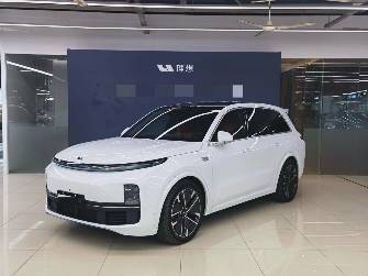 LiXiang L8 Рестайлинг 1.5hyb AT 4WD