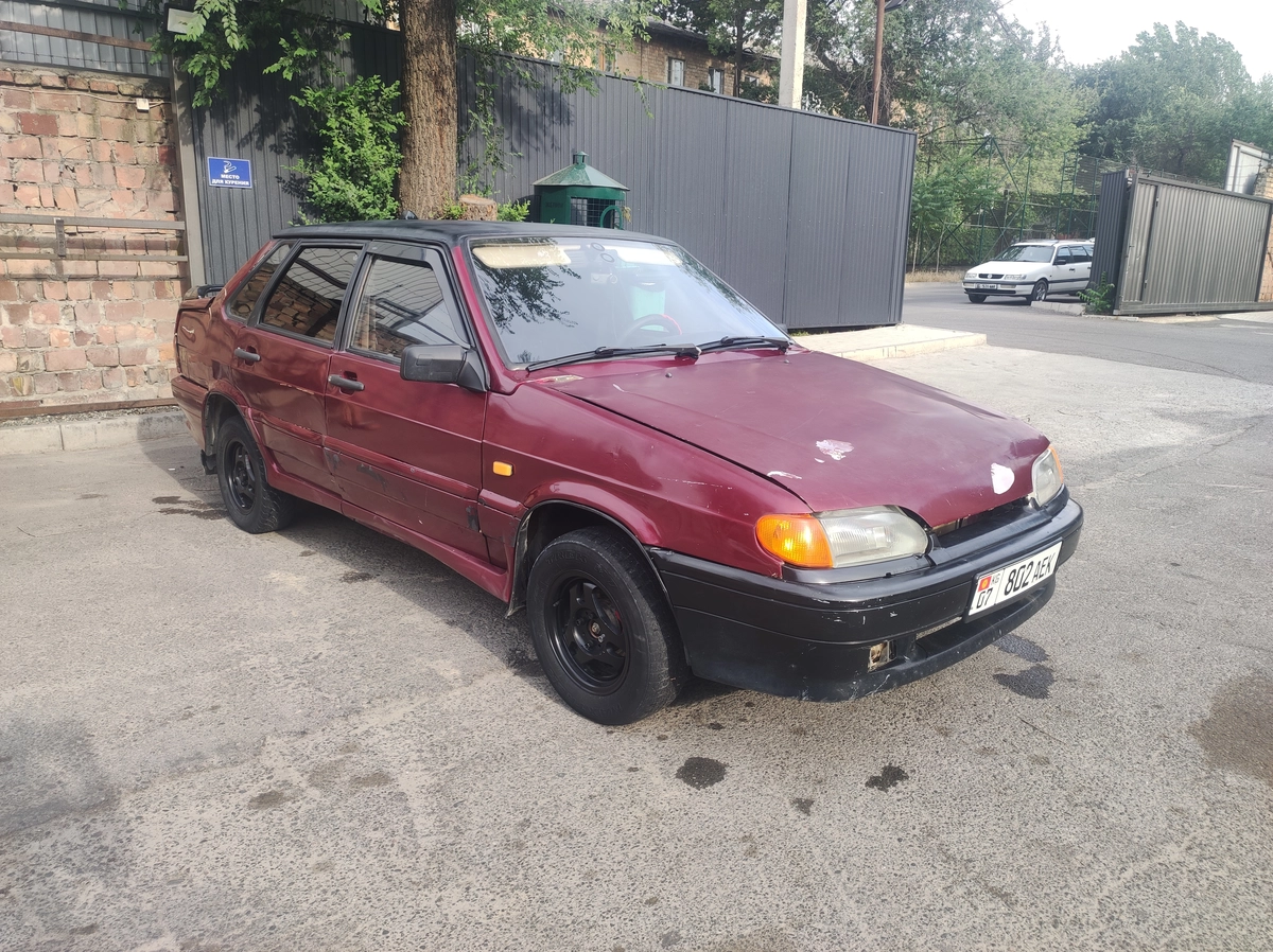 ВАЗ (Lada) 2115 2115-20 1.5 MT