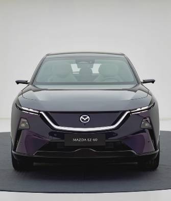 Mazda EZ-60 1.5hyb AT