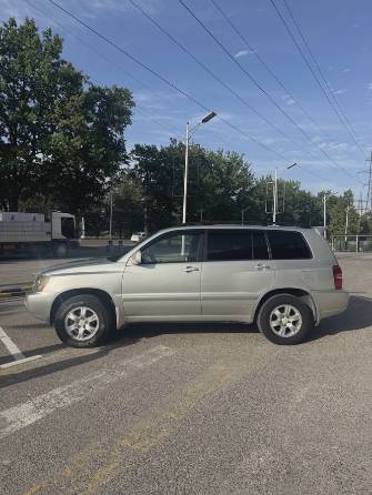 Toyota Highlander I (U20) 3.0 AT 4WD