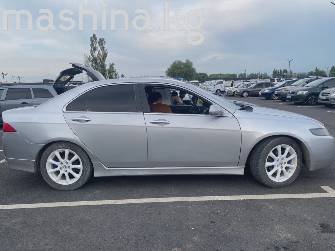 Honda Accord VII 3.0 MT