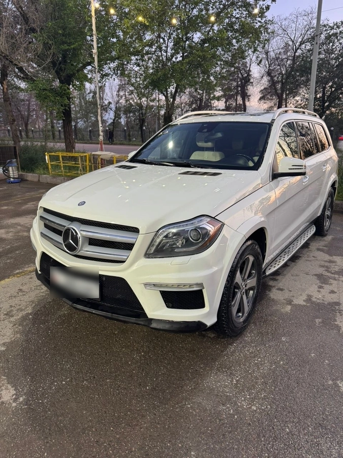 Открыть фото Mercedes-Benz GL-Класс II (X166) 550 4.7 AT 4WD