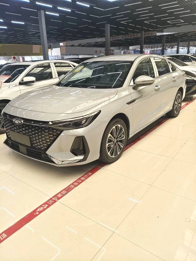 CHERY Fulwin A8 1.5hyb AT