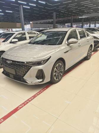 CHERY Fulwin A8 1.5hyb AT