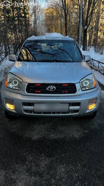 Toyota RAV4 II (XA20) 2.0 MT 4WD