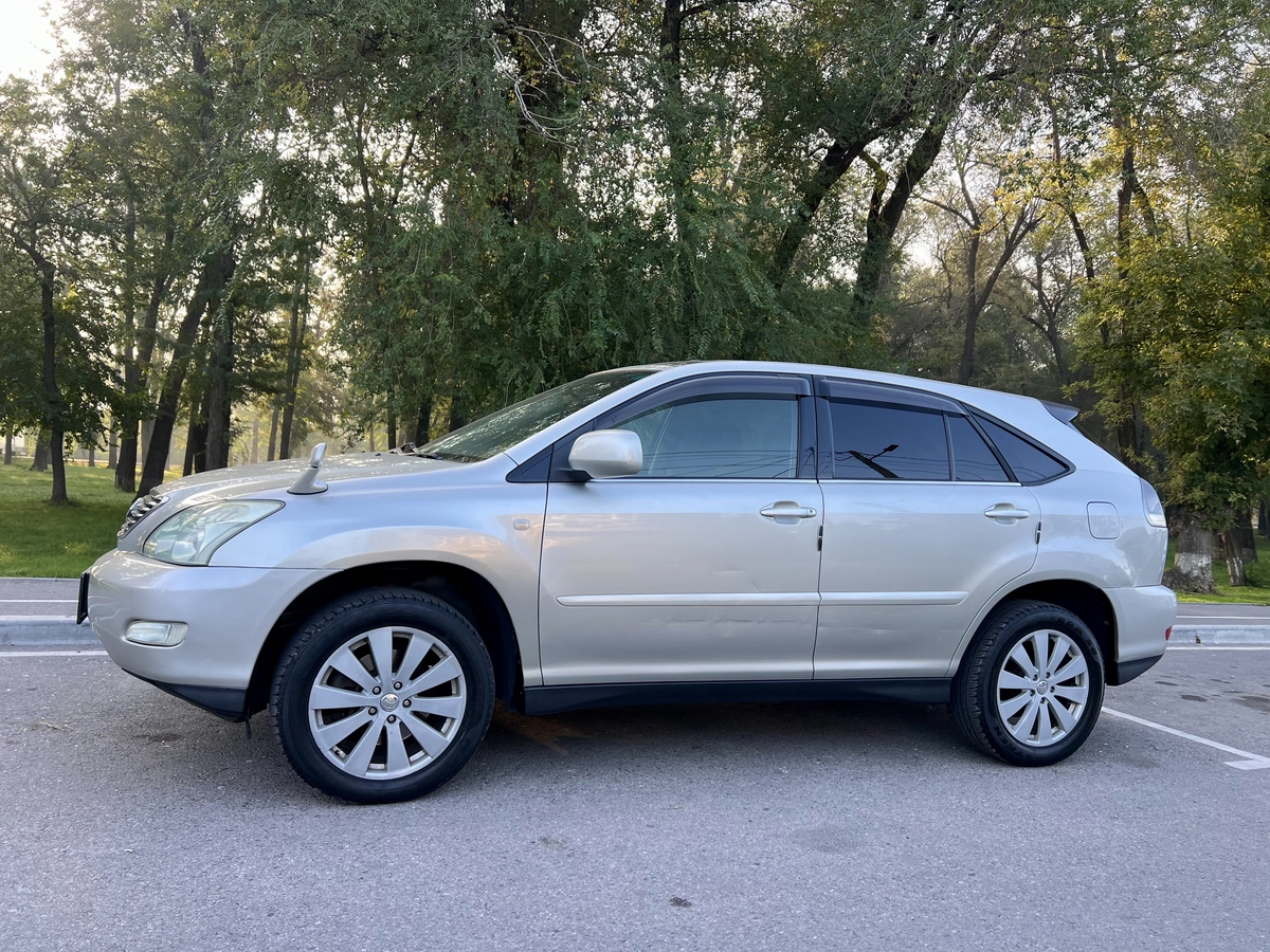 Toyota Harrier II (XU30) 3.0 AT