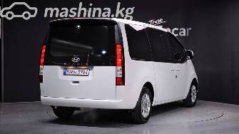 Hyundai Staria 3.5 AT