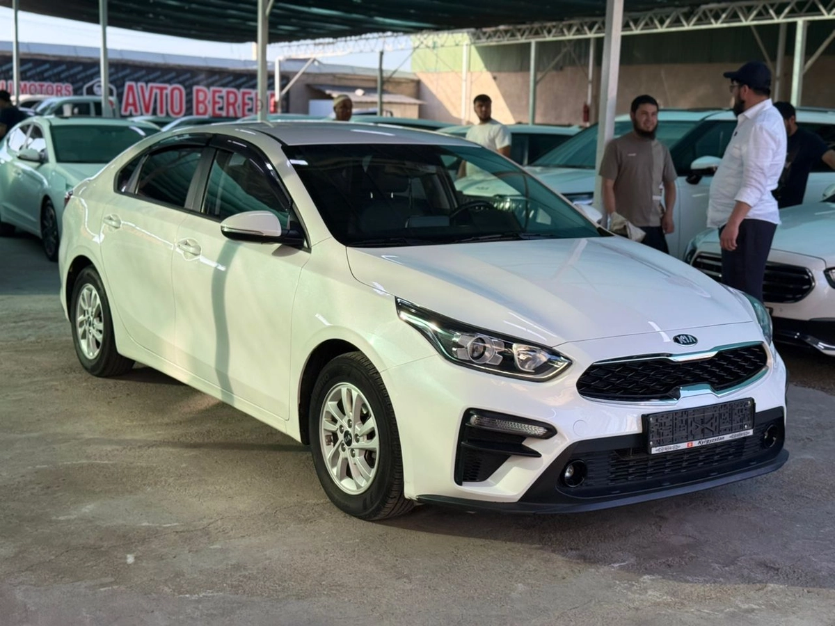 Открыть фото Kia K3 II 1.6 CVT