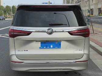 Buick GL8 II 2.4 AT