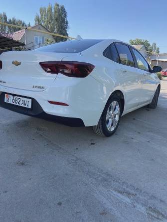 Chevrolet Onix II 1.0 AT