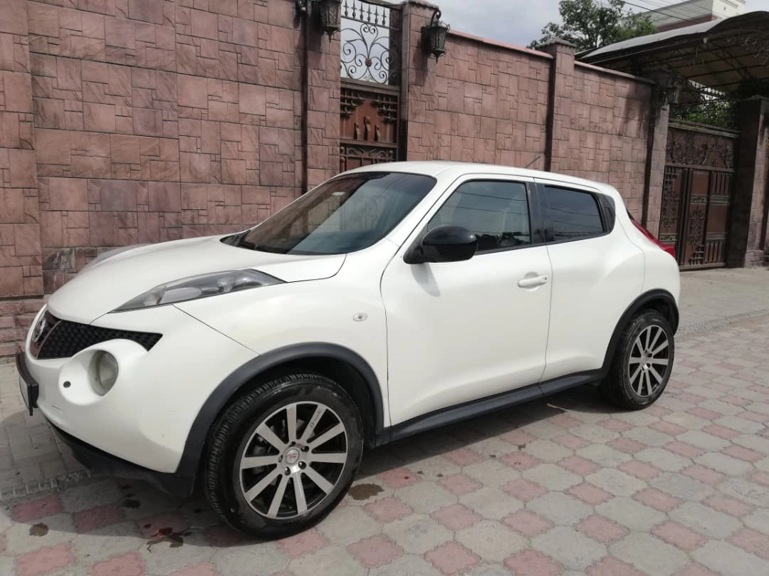Открыть фото Nissan Juke I 1.6 CVT