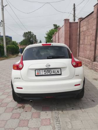 Nissan Juke I 1.6 CVT
