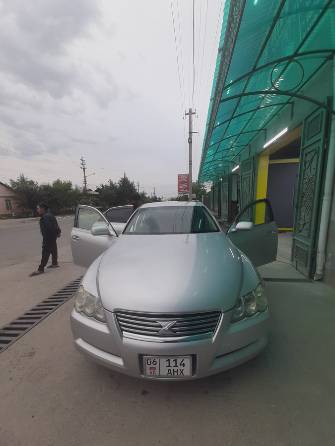 Toyota Mark X I 2.5 AT