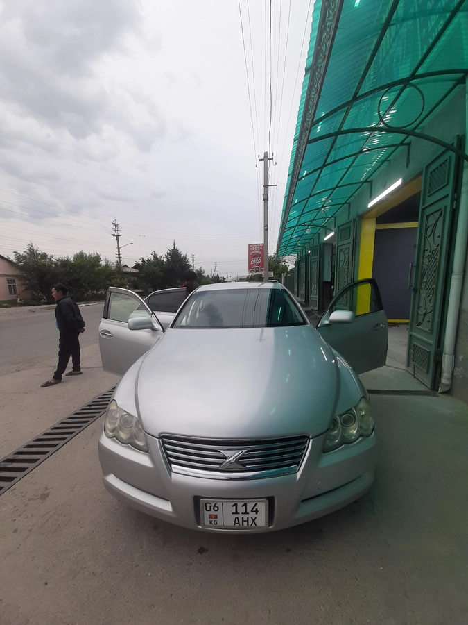 Toyota Mark X I 2.5 AT