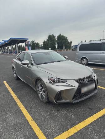 Lexus IS III Рестайлинг 300 2.0 AT