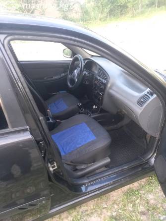 Chevrolet Lanos I 1.5 MT
