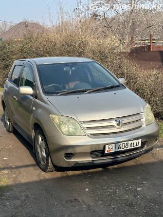 Toyota Ist I 1.5 AT 4WD