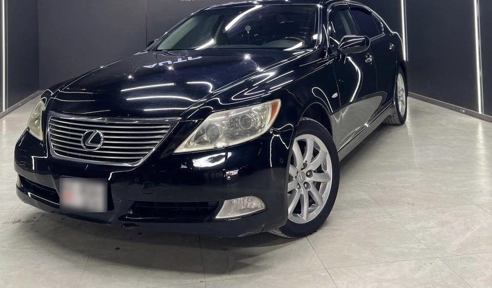 Lexus LS IV 460 L 4.6 AT