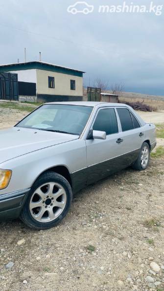 Mercedes-Benz E-Класс I (W124) 220 2.2 MT
