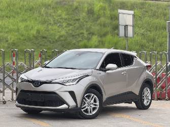 Toyota C-HR I Рестайлинг 2.0hyb CVT