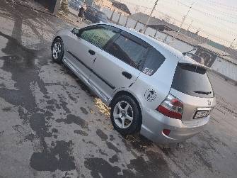 Honda Civic VII Рестайлинг 1.6 MT