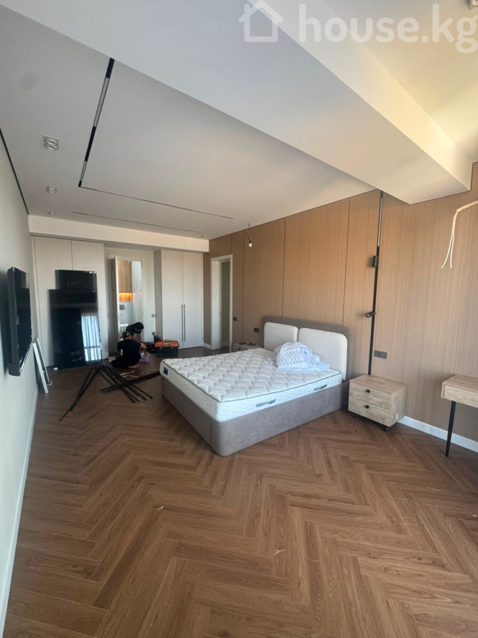 3-комн. кв., 140 м2