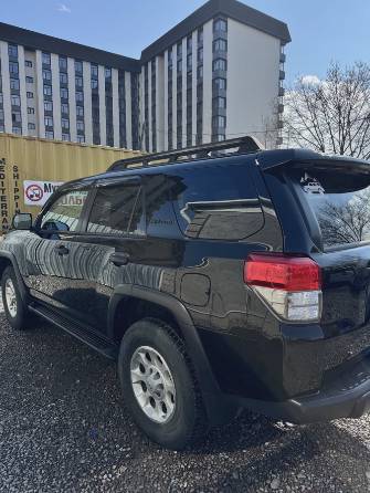 Toyota 4Runner V 4.0 AT 4WD