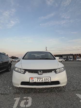 Honda Civic VIII Hybrid 1.3hyb CVT