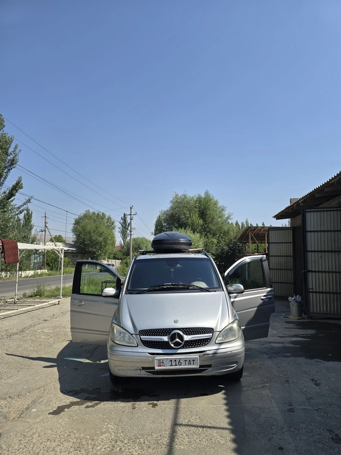 Mercedes-Benz Viano I (W639) L1 3.2 AT