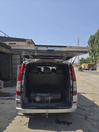 Mercedes-Benz Viano I (W639) L1 3.2 AT