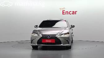 Lexus ES VII 300h 2.5hyb CVT